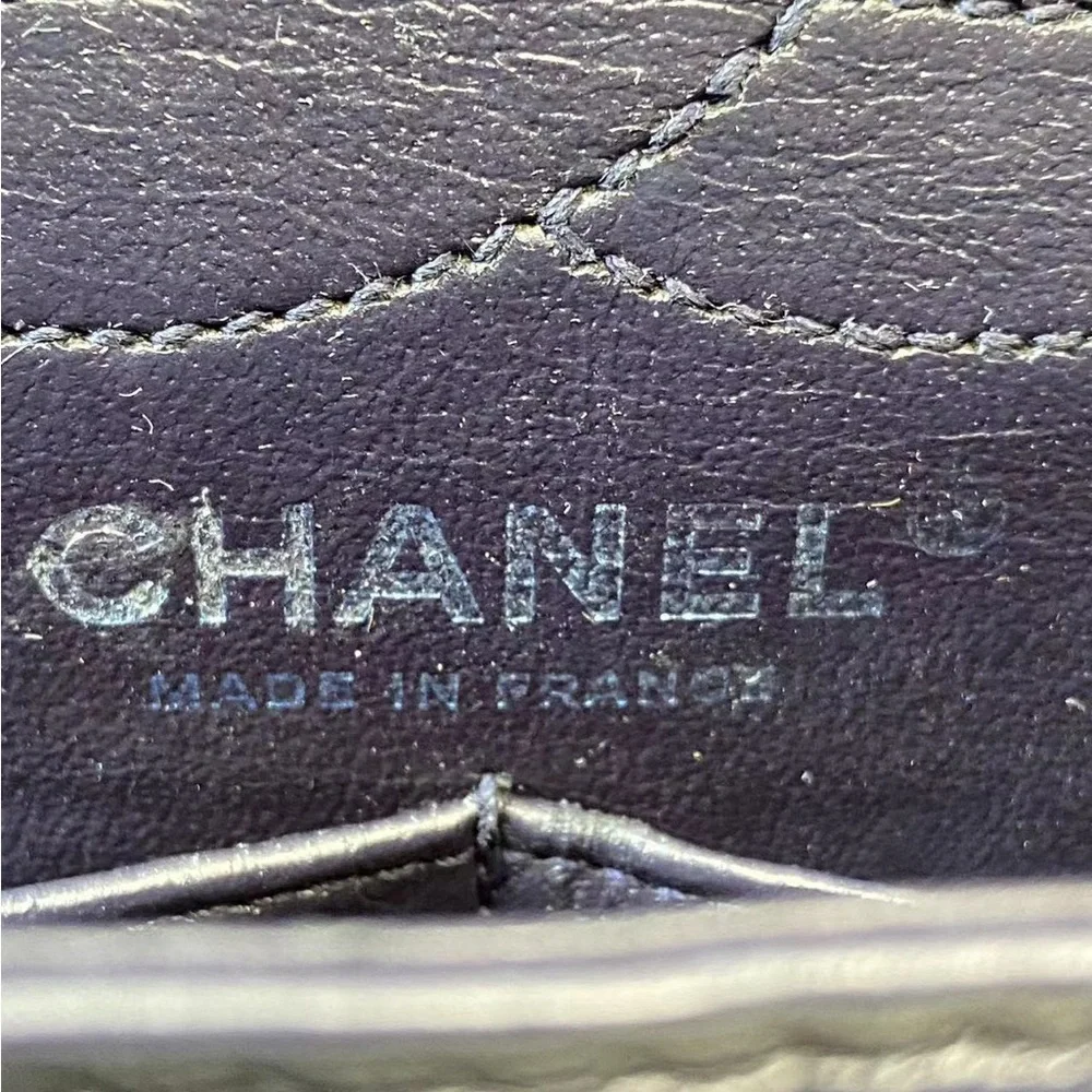 SOLD - CHANEL Dark Blue Crumpled Calfskin Reissue 2.55 226 - Picture 6 of 15